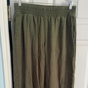 Old Navy Olive linen blend pants, size M